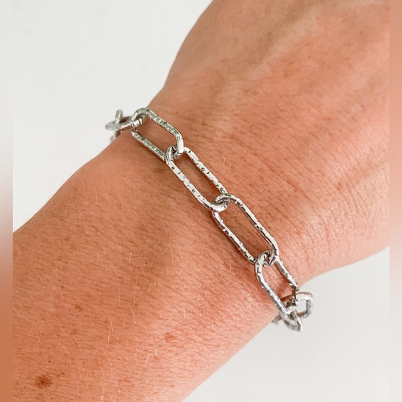 Textured Stainless Steel Paperclip Bracelet - Picture 2 of 6